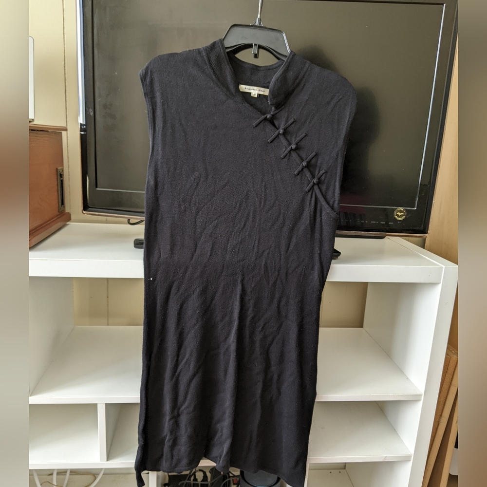 Midi black dress w mandarin collar